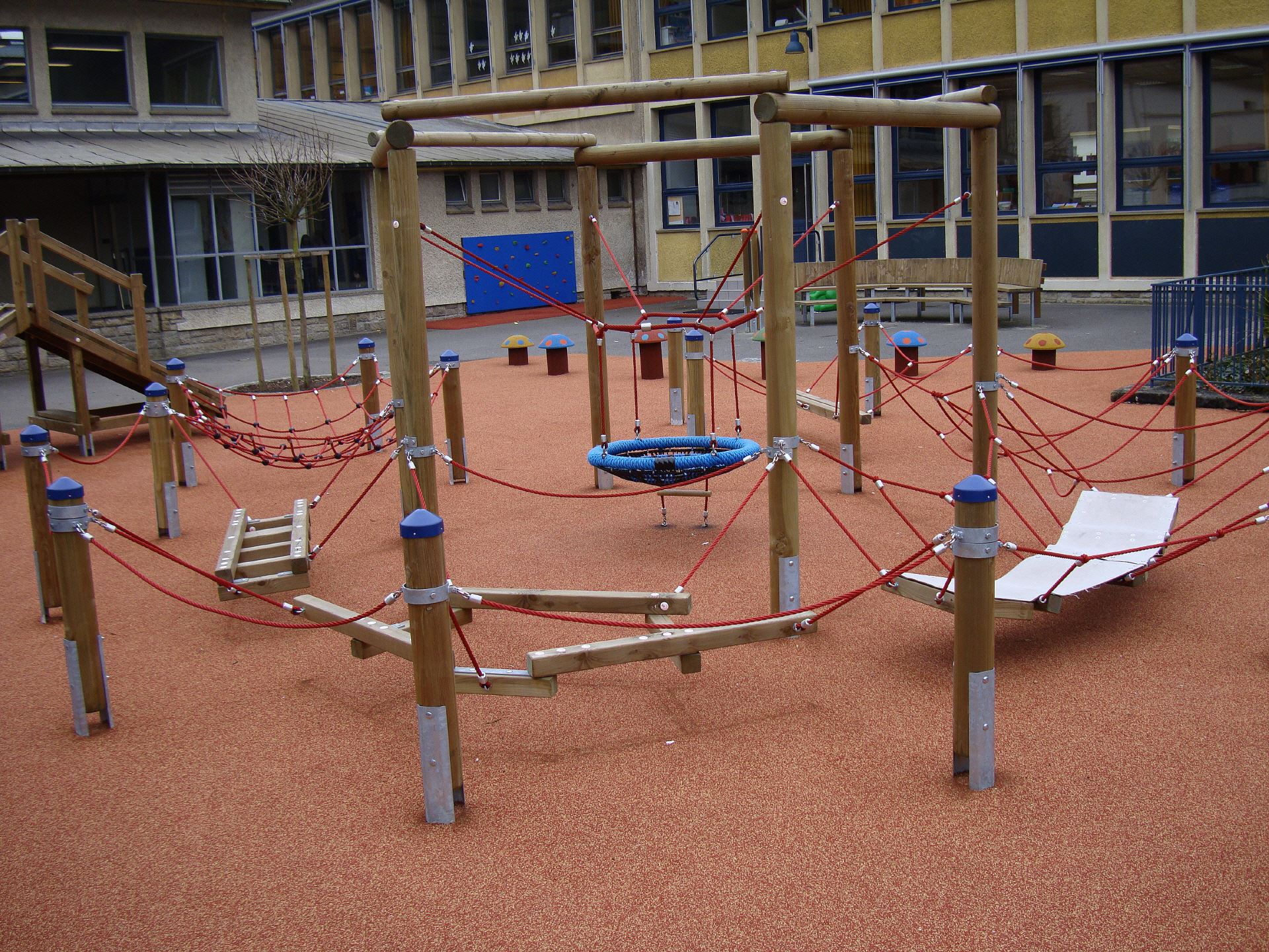 Motorik-Segmente - Komplettanlage für Grundschule - Außenspielanlage für den Schulhof 