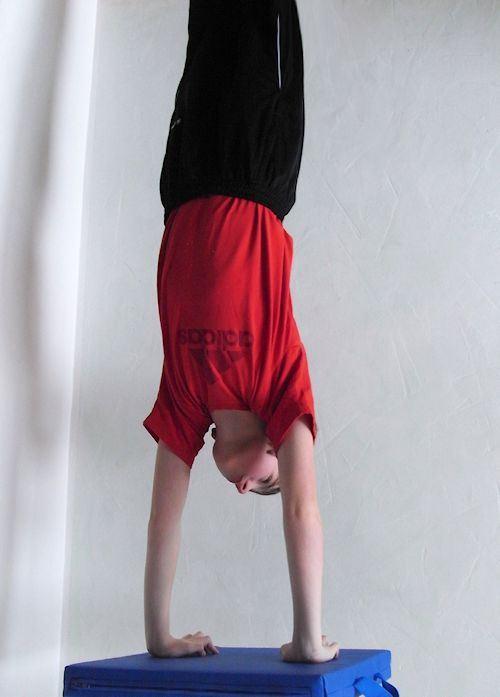 Handstandübung - Schritt 3 - Kerzengerade