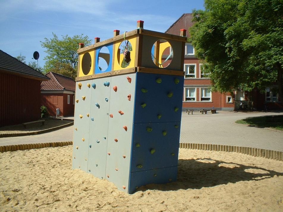 Klettermaximus - Kletterturm - Außenspielgerät zum Klettern
