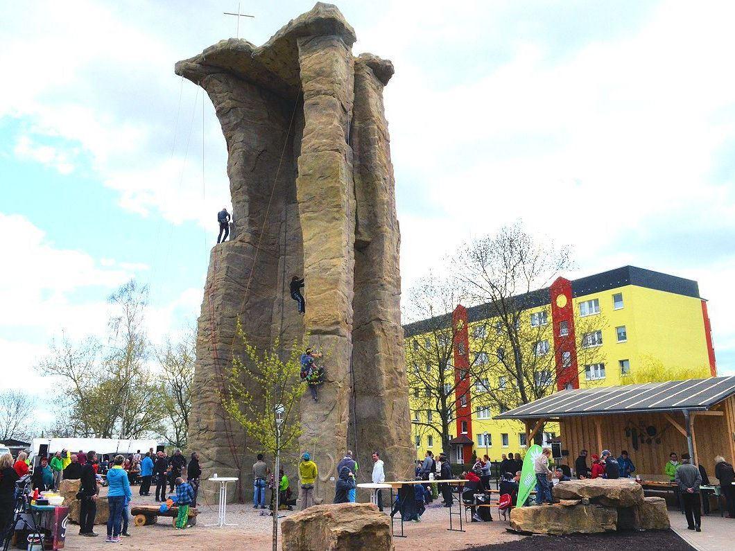 Kunstfelsen - Kletterturm - Kletterfelsen aus Spritzbeton