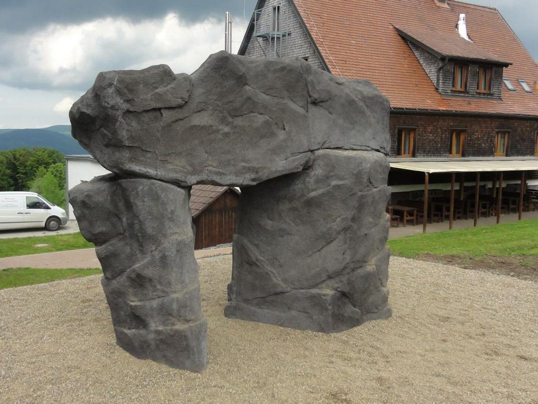 Kunstfelsen - Kunstobjekt - Kletterfelsen aus Spritzbeton