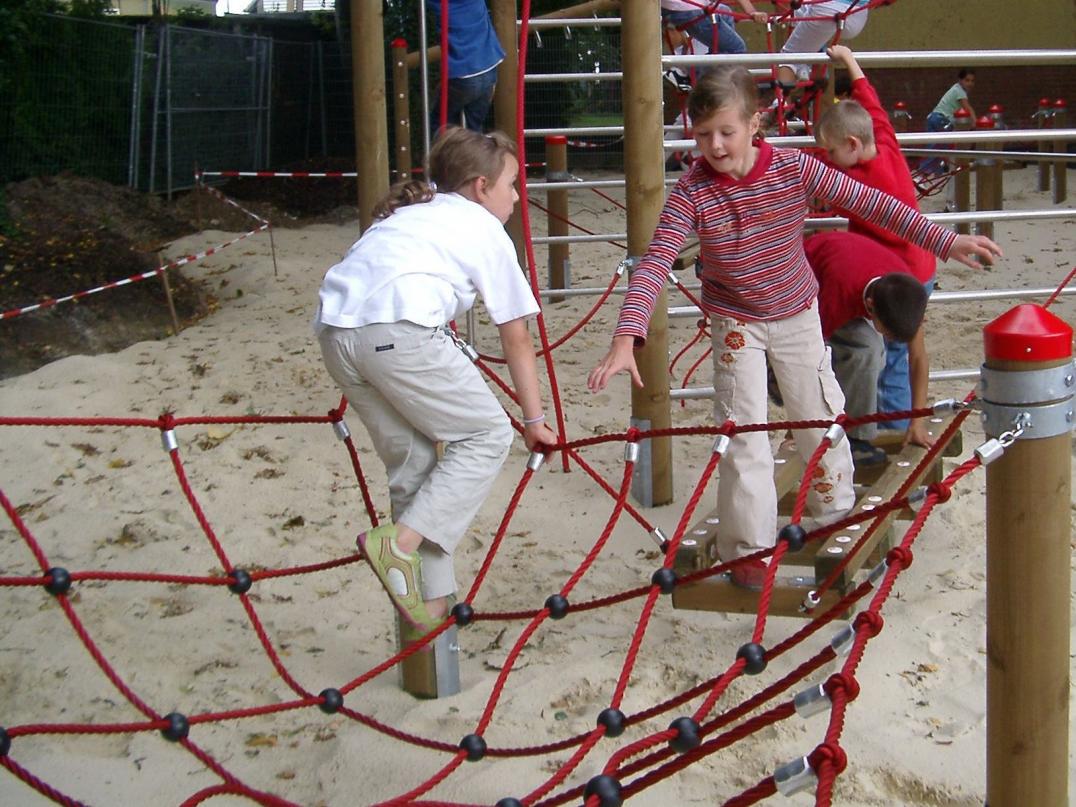 Motorik-Segment Fischernetz - Außenspielanlage für den Schulhof und Spielplatz