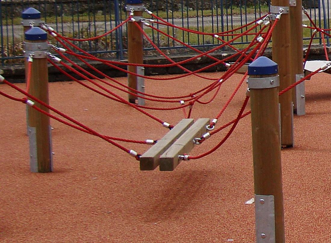 Motorik-Segment - Balken - Außenspielanlage für den Schulhof und Spielplatz
