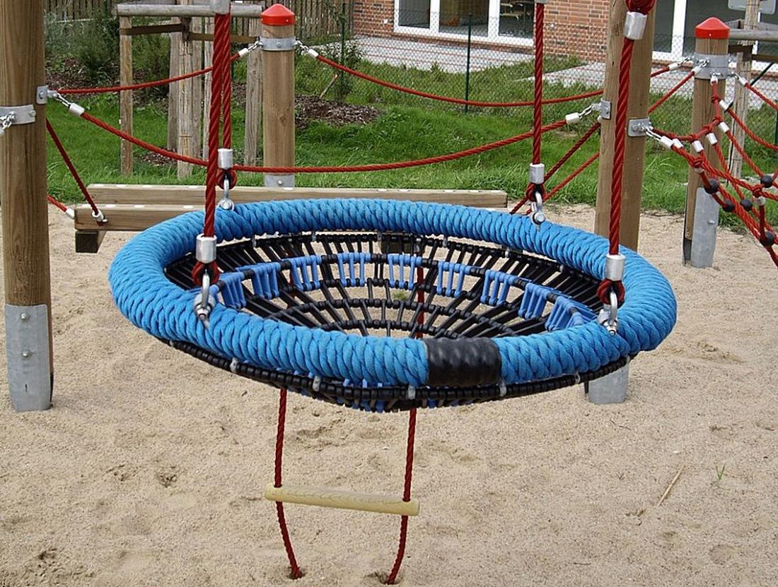 Motorik-Segment - Nestschaukel - Außenspielanlage für den Schulhof und Spielplatz