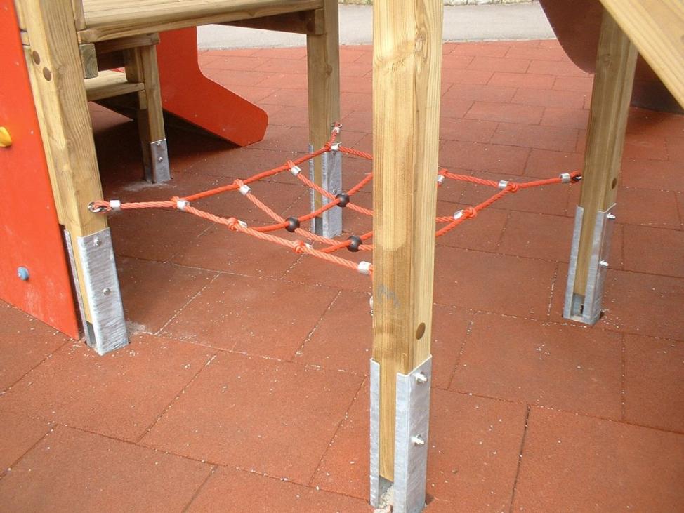 Spielgerät Außenanlage - Pfosten
