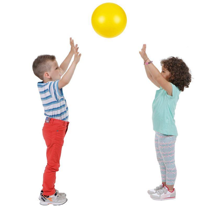 Spielball von Gymnic mit Soft-Touch-Oberfläche