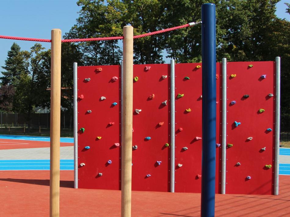 Kletterwand rot