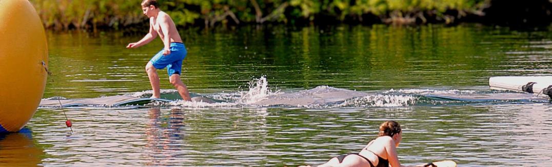 Wasserlaufmatte im Badesee