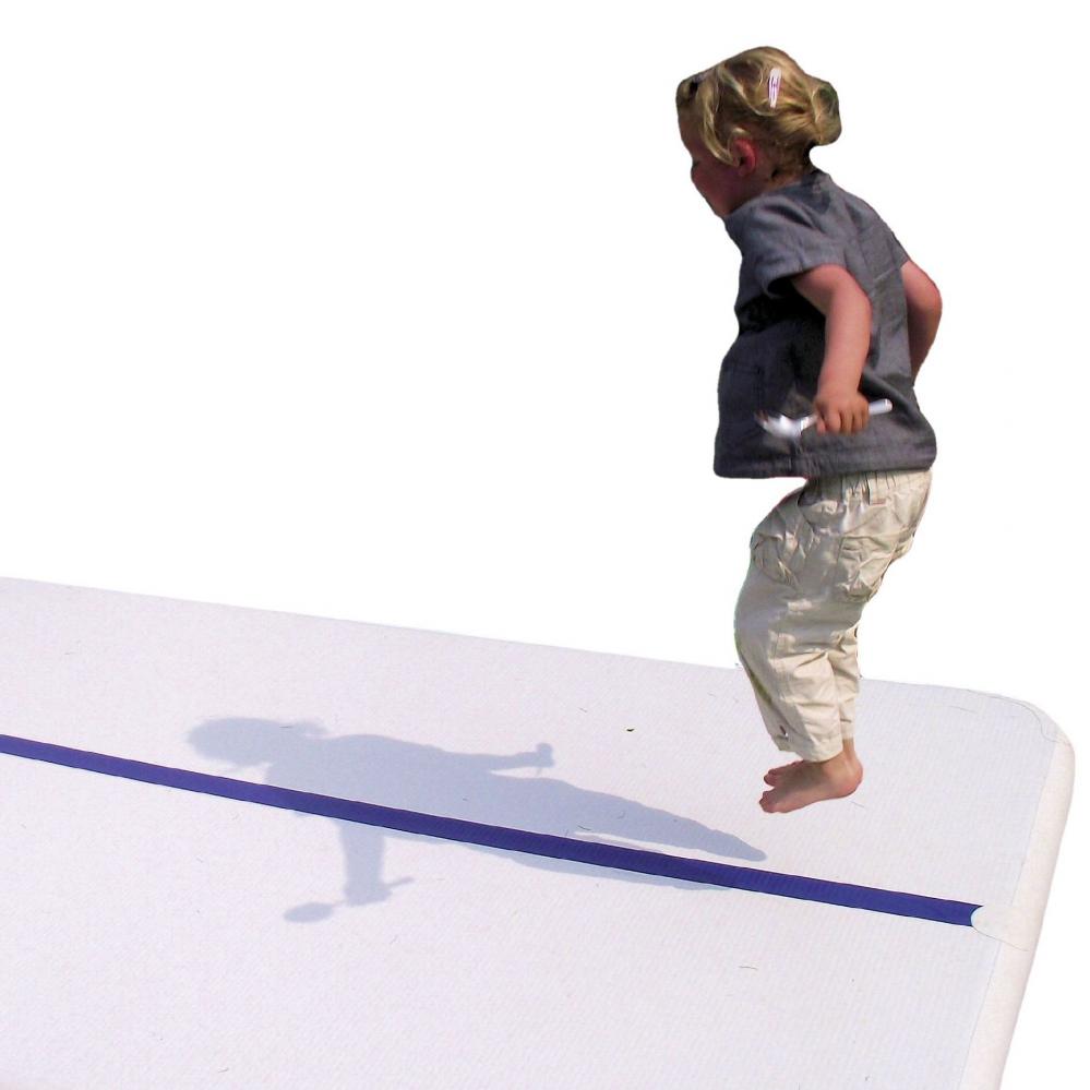 Sprung-Übung - Motorik-Übungen auf der Trampolin Turnmatte Sprung-Übung