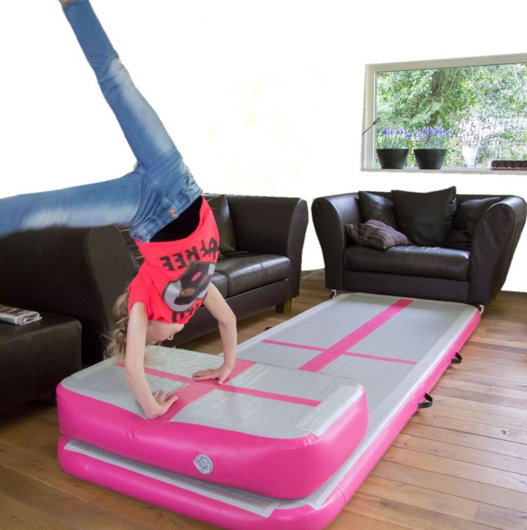 Air Track im Wohnzimmer