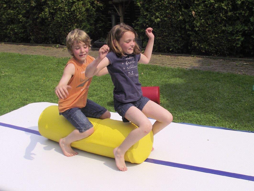 Übungen Trampolinturnmatte - Spiele und Übungen mit AirTrack